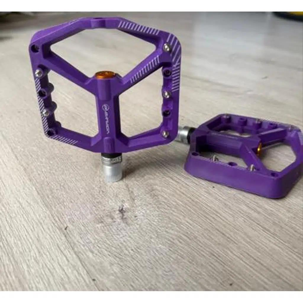 Bike Sky Brıvıga Rulmanlı Çivili Bisiklet Pedal Mor ( 1. Sınıf Kalite )