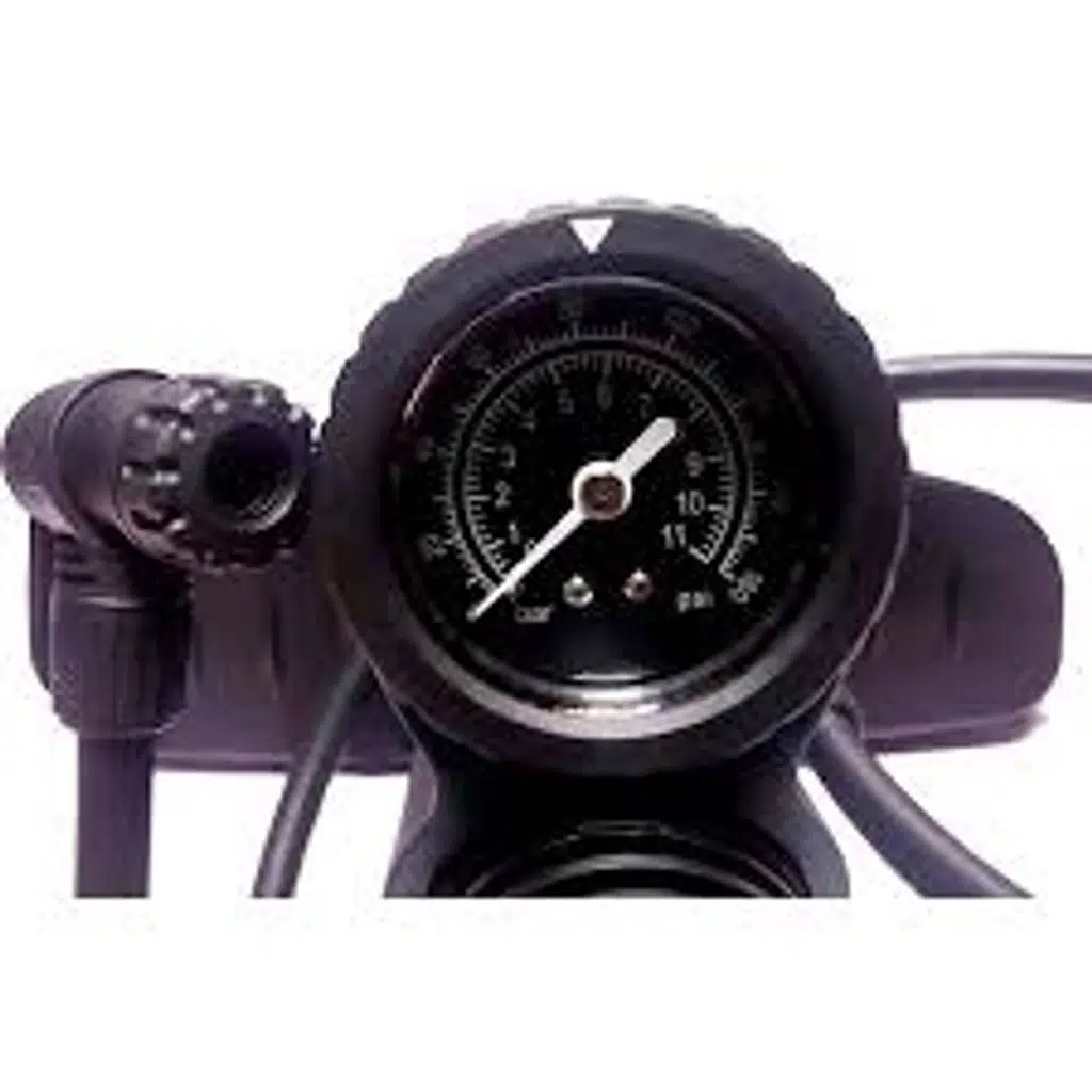 Giyo GF-42G 2020 ÜRETİM Basınç Göstergeli Zemin Pompası